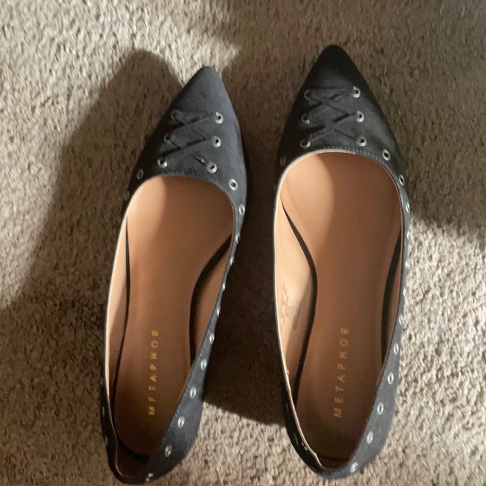 Black Flats